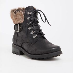 TORRID BLACK FAUX FUR HIKER BOOT (WIDE WIDTH) 7.5W